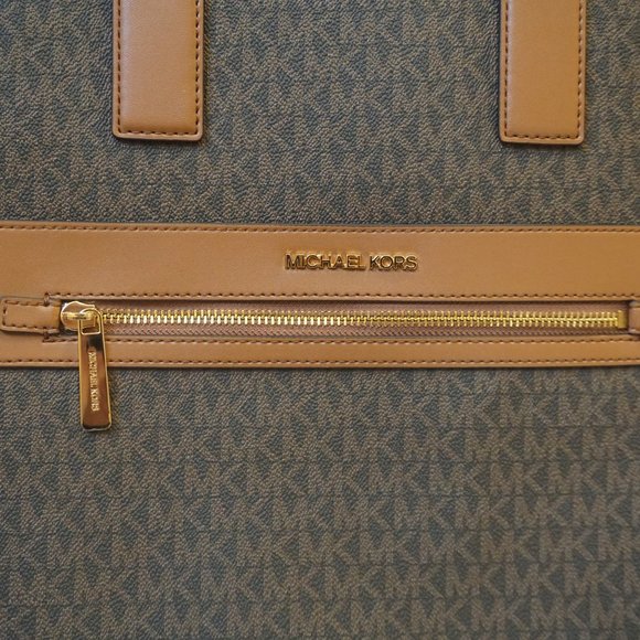 Michael Kors Kenly LG Tote Shoulder Bag MK Brown